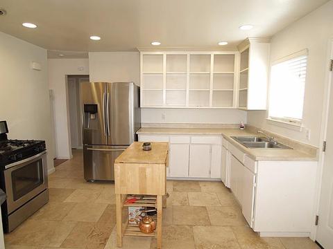 513 E Coolidge Ave, Modesto, CA 95350 photo 8