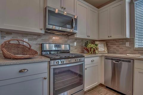 1002 S School St, Lodi, CA 95240 photo 8