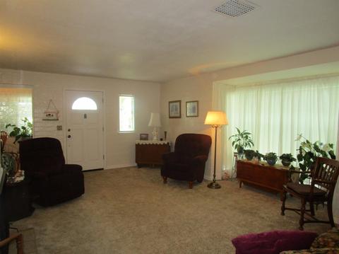 400 N 3rd Ave, Oakdale, CA 95361 photo 8