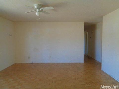 2605 Stoneridge Dr, Modesto, CA 95355 photo 4