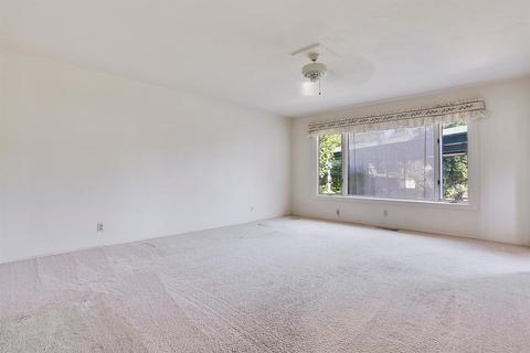 537 York St, Lodi, CA 95240 photo 7