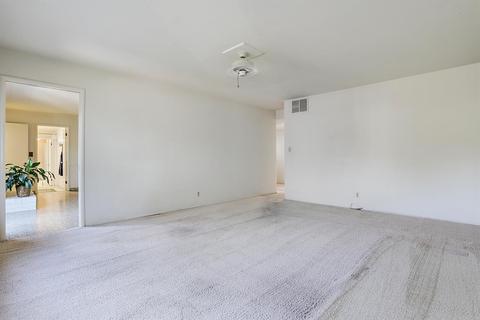 537 York St, Lodi, CA 95240 photo 8