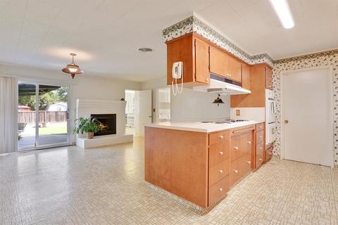 537 York St, Lodi, CA 95240 photo 11