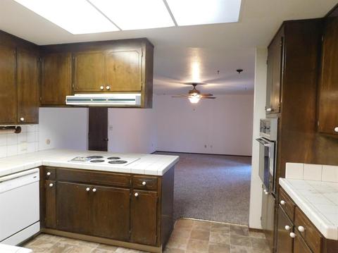 1828 Marcus Dr, Modesto, CA 95355 photo 4