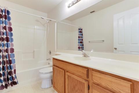 204 Sparrow Dr, Galt, CA 95632 photo 12
