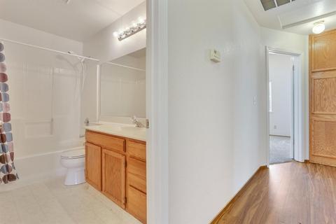 204 Sparrow Dr, Galt, CA 95632 photo 11