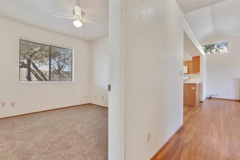 204 Sparrow Dr, Galt, CA 95632 photo 13