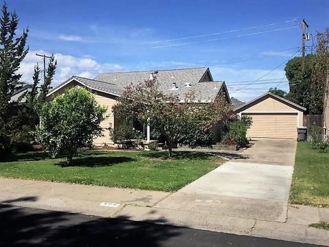409 Eureka Ave, Lodi, CA 95240 photo 4