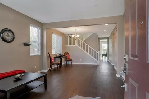 1654 Orgullo Ln, Manteca, CA 95337 photo 2