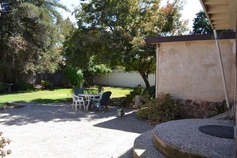 922 Robert Ave, Ripon, CA 95366 photo 6