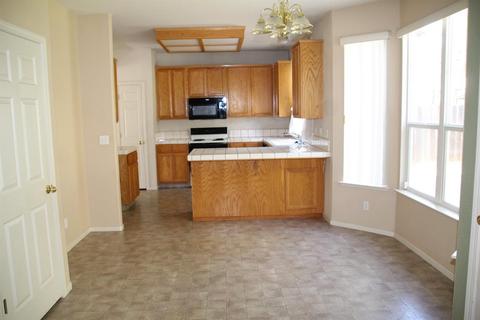 3317 Burnside, Modesto, CA 95354 photo 7
