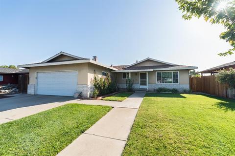 2104 Cardinal Dr, Ceres, CA 95307 photo 3