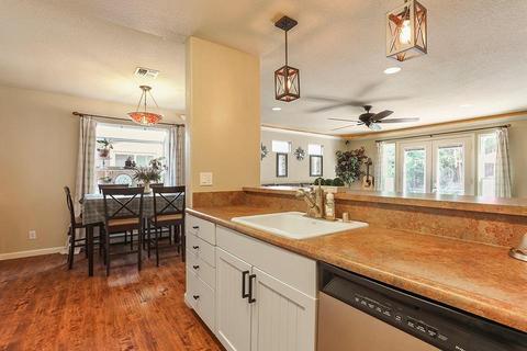 5865 Sharps Cir, Carmichael, CA 95608 photo 9