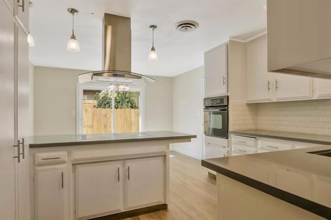 2960 Cabrillo Dr, Tracy, CA 95376 photo 7