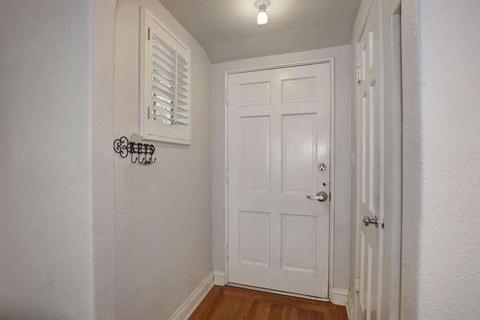 526 G St, Davis, CA 95616 photo 2