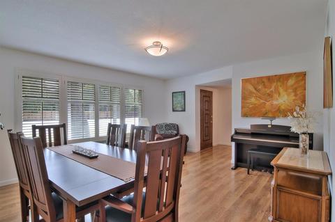 4117 Walnut Ave, Carmichael, CA 95608 photo 3