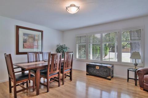 4117 Walnut Ave, Carmichael, CA 95608 photo 4