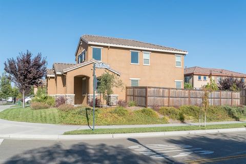 394 Johnson Ferry Rd, Lathrop, CA 95330 photo 4
