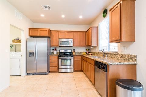 394 Johnson Ferry Rd, Lathrop, CA 95330 photo 17
