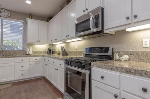 2904 Marzipan Pl, Modesto, CA 95355 photo 16