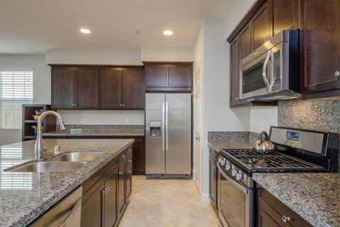 2575 Remy Javier Ct, Tracy, CA 95377 photo 3