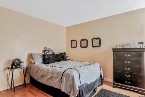 3701 Colonial Dr #109, Modesto, CA 95356 photo 24