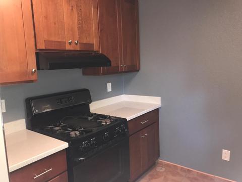 433 J St, Lathrop, CA 95330 photo 9