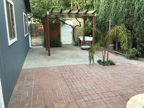 433 J St, Lathrop, CA 95330 photo 4