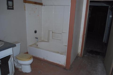 1025 Chicago, Modesto, CA 95351 photo 11