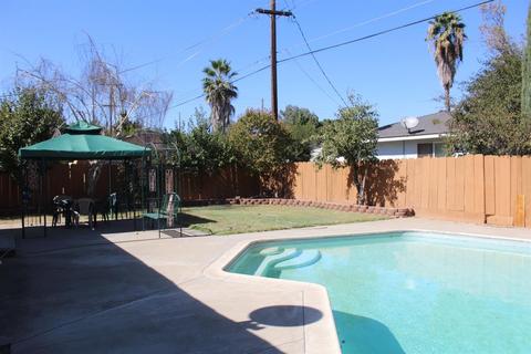 2053 Peach Dr, Modesto, CA 95350 photo 10
