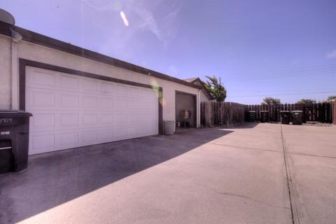 3909 Monteview Dr, Modesto, CA 95355 photo 4