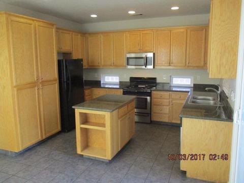 1440 Gianna Pl, Manteca, CA 95336 photo 2