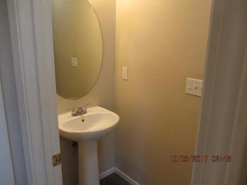 1440 Gianna Pl, Manteca, CA 95336 photo 3
