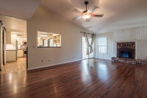 220 Miles Ct, Turlock, CA 95382 photo 2