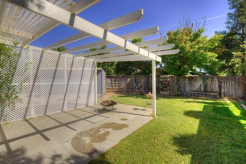 220 Miles Ct, Turlock, CA 95382 photo 23