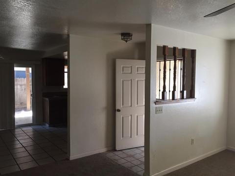 820 Mercy Ave, Modesto, CA 95358 photo 3