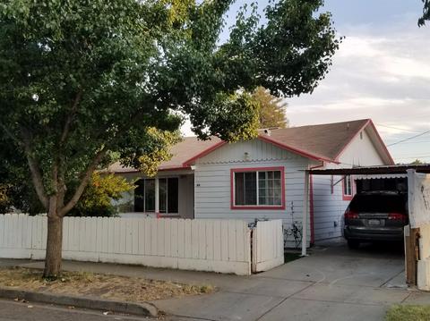 206 Flora St, Lodi, CA 95240 photo 2