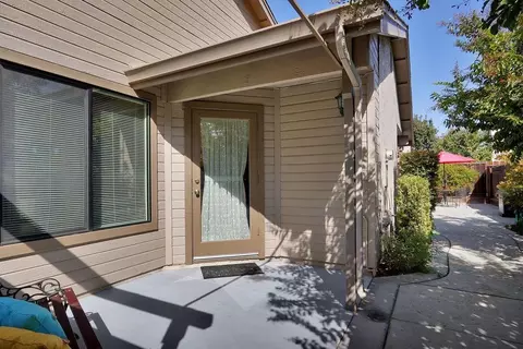 2425 Saddlehorn Ln, Modesto, CA 95355 photo 11
