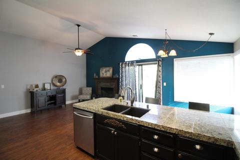 1571 Alyssa Pl, Manteca, CA 95337 photo 9