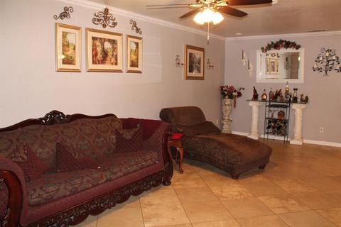 2037 Mount Whitney Ct, Modesto, CA 95358 photo 4