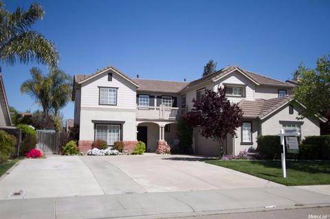 1737 Ruth Dr, Ripon, CA 95366 photo 1