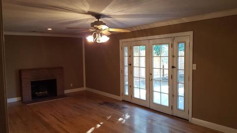 1909 Joaquin St, Modesto, CA 95350 photo 2