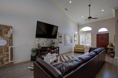 3315 Bradley Ave, Turlock, CA 95382 photo 4