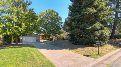 3306 Deodar St, Carmichael, CA 95608 photo 3