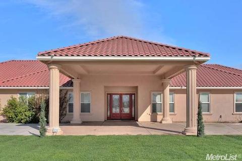 323 E Vernalis Rd, Tracy, CA 95304 photo 1