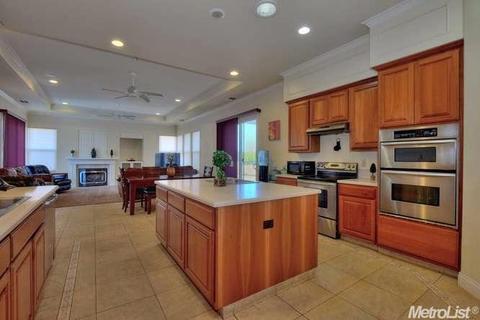 323 E Vernalis Rd, Tracy, CA 95304 photo 7