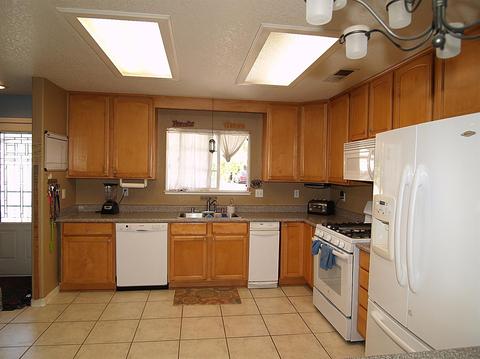 429 S Walnut Ave, Ripon, CA 95366 photo 8