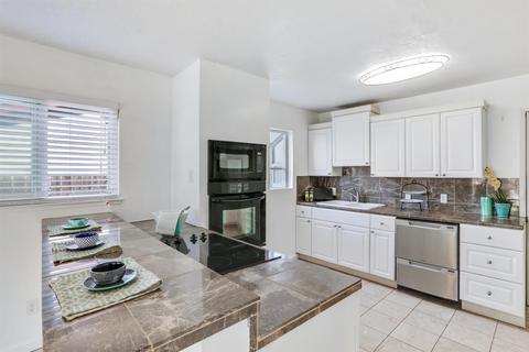1011 N Hickory Ave, Tracy, CA 95376 photo 8