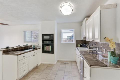 1011 N Hickory Ave, Tracy, CA 95376 photo 10
