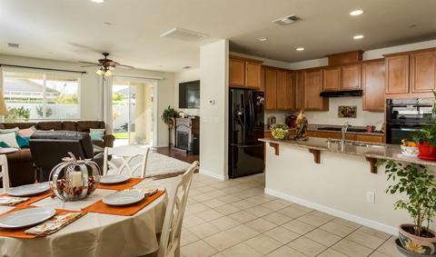 2652 W Cherry Grove Ave, Manteca, CA 95336 photo 8